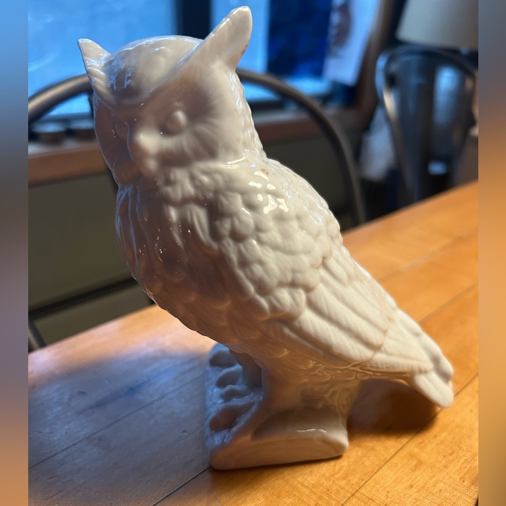 Elegant White Owl Figurine 6” high from Anthropologie